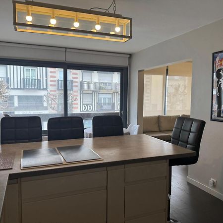 Appartement Place Morny, Hyper Centre ! Deauville Exterior foto